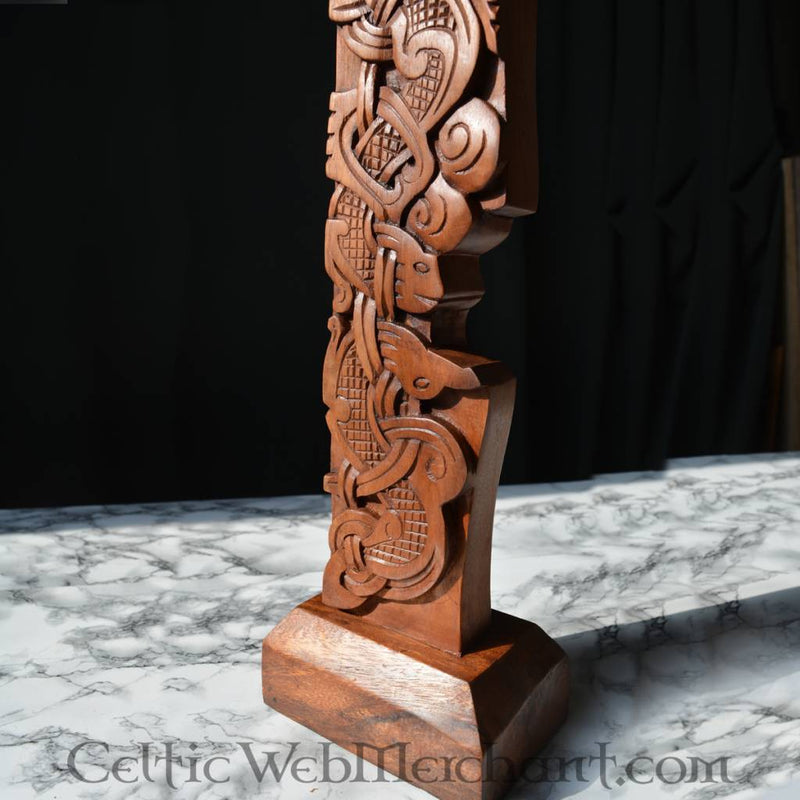 Sculpture sur bois viking style Mammen