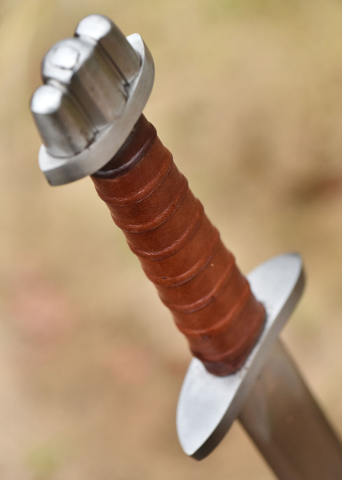 Viking sword with lobed pommel, short, blunt (battle-ready)