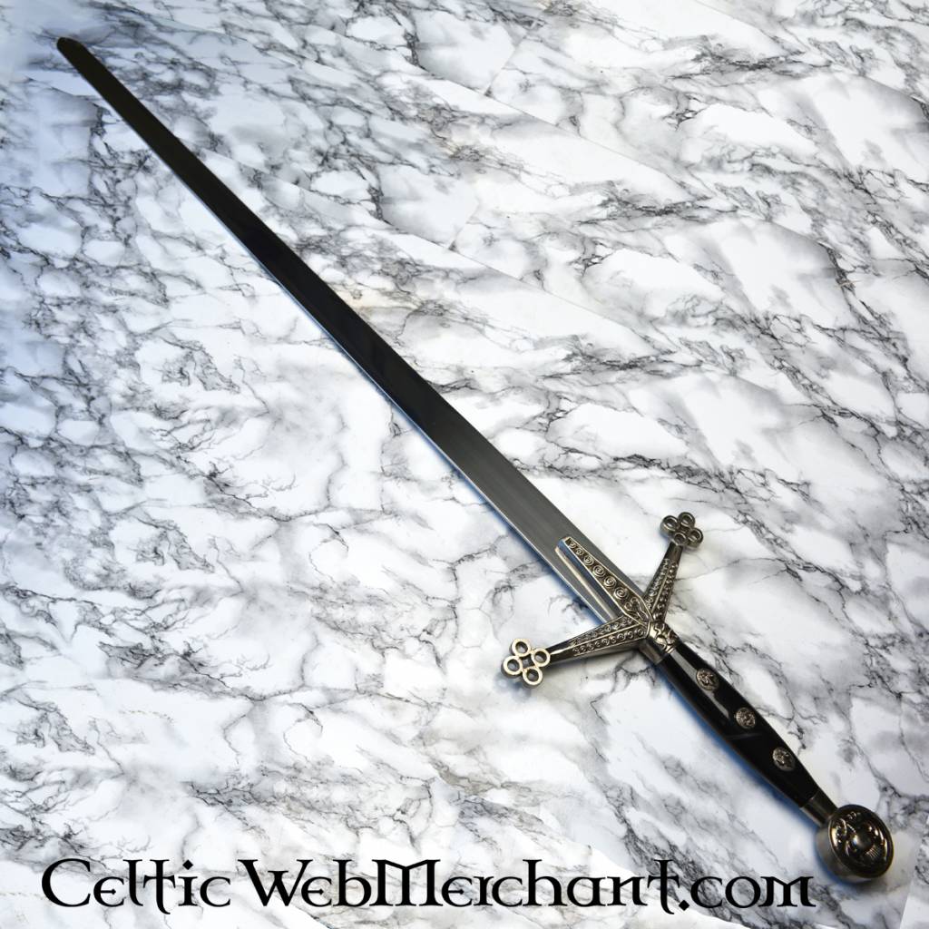 Claymore with scabbard, semi-sharp
