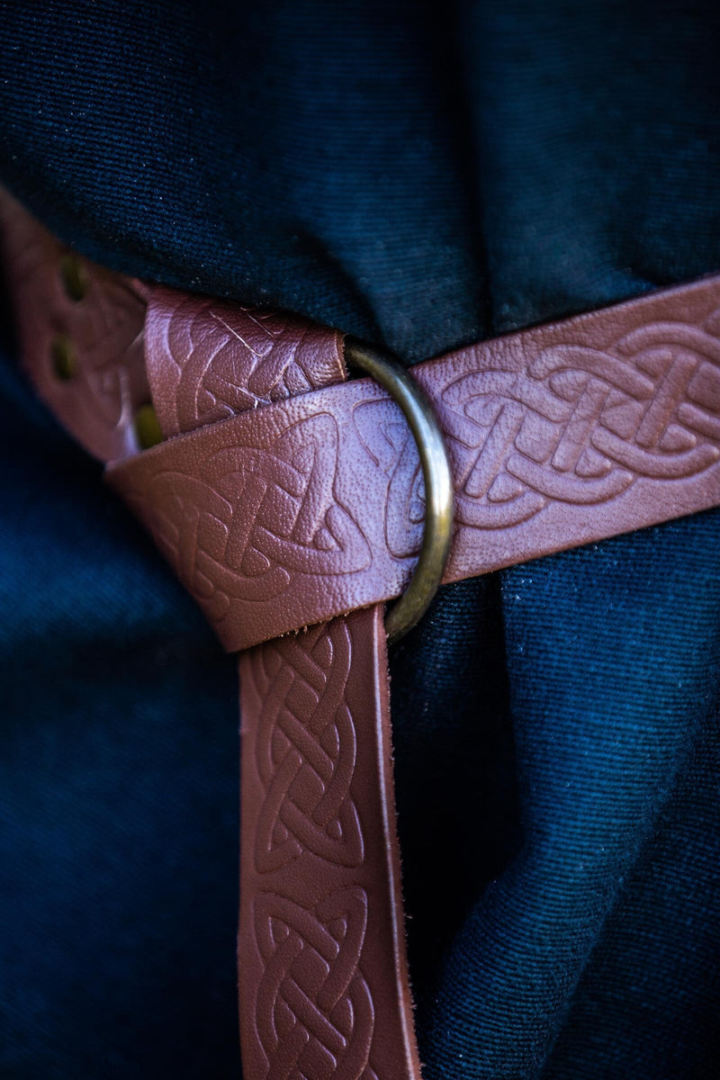 Keltisk bælte med ringlukning, brun