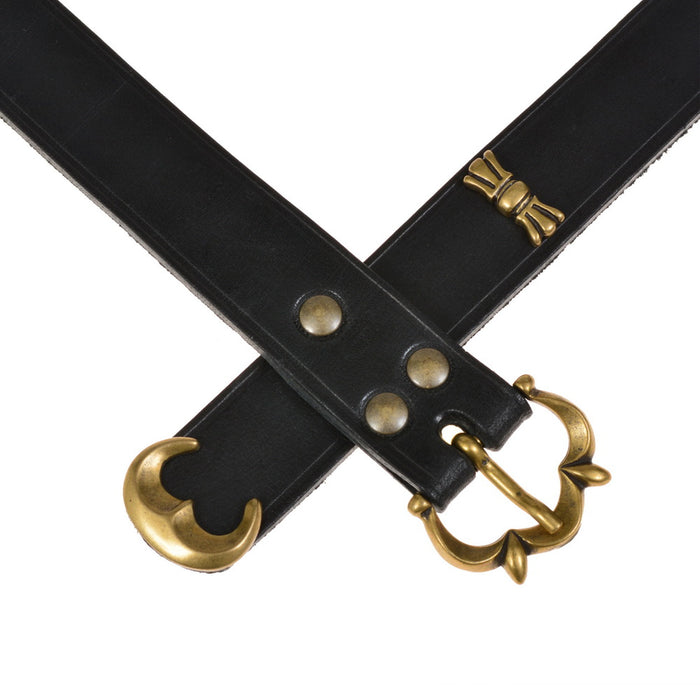 Medieval belt with strap tongue and fittings, around 1200, brown leather, brass