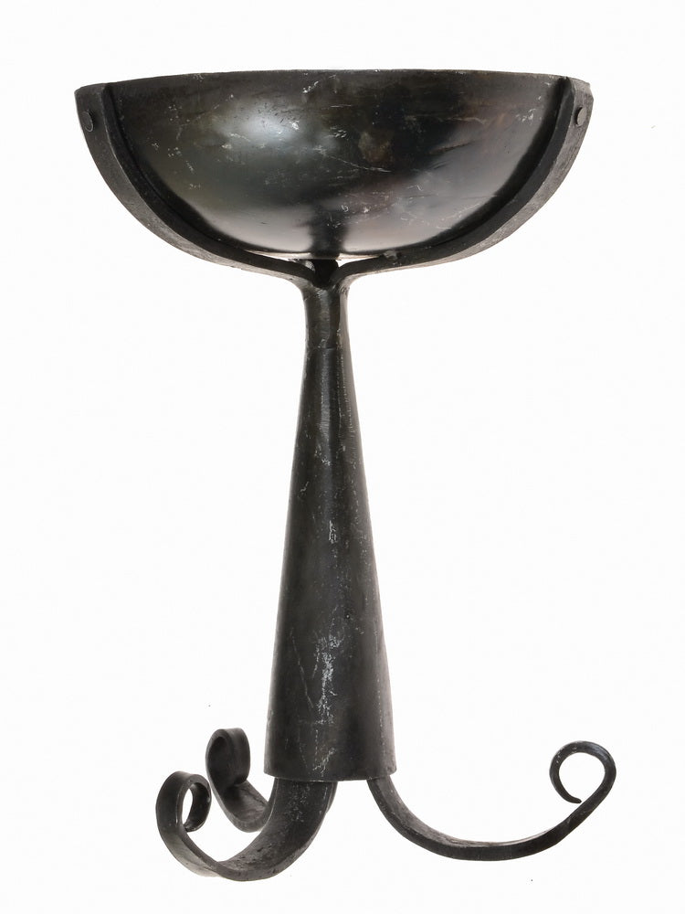 Anglo-Saxon bowl lamp with stand, 7th century, iron