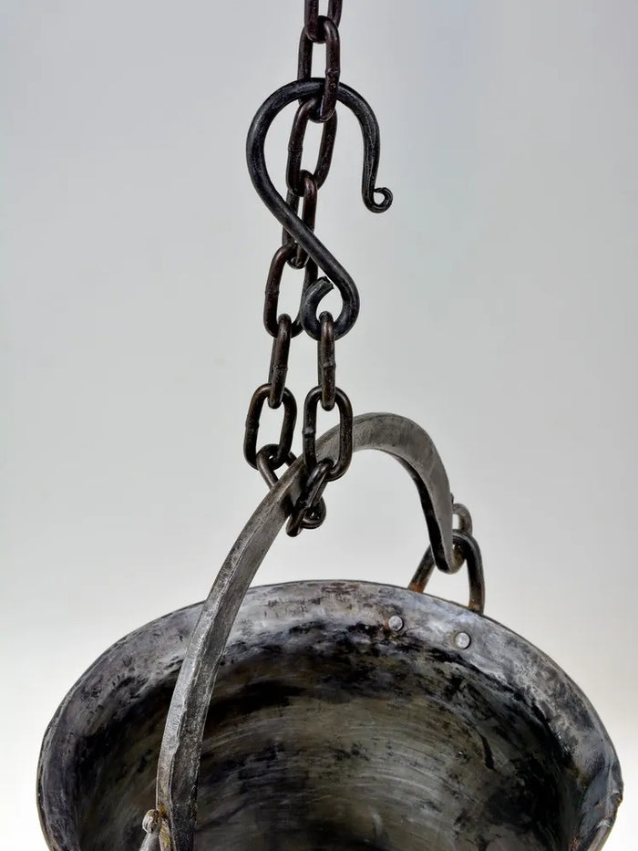 Kettle hook 68 cm