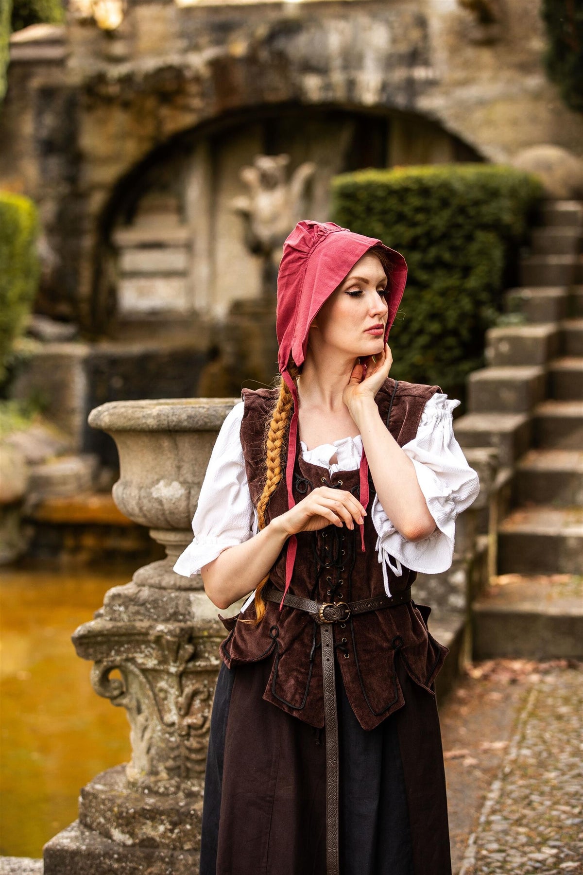 Medieval cap red