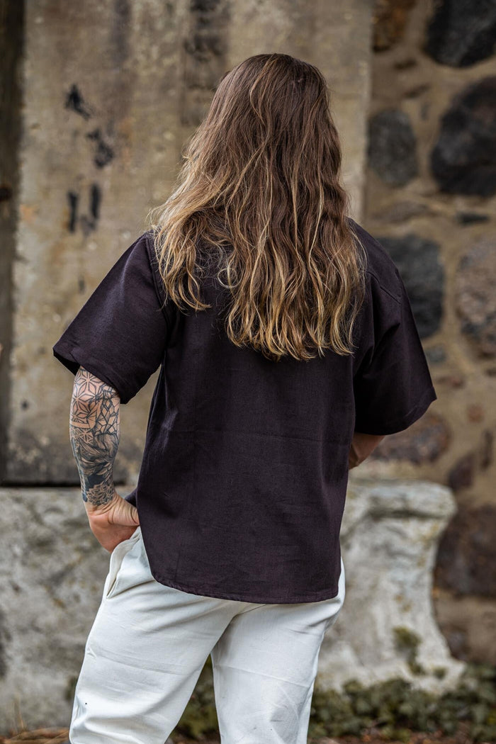 Short-sleeved shirt, medieval, brown