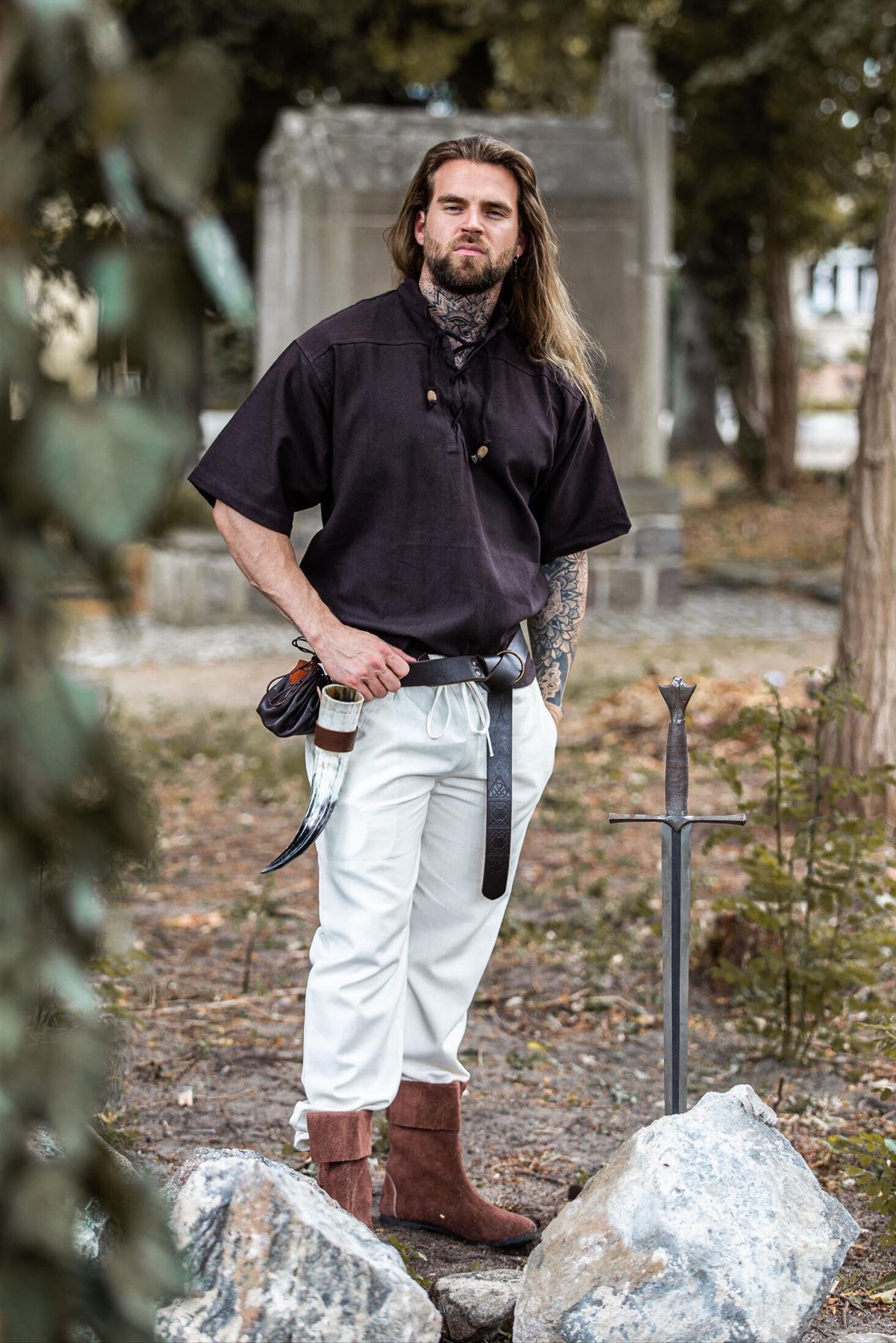Short-sleeved shirt, medieval, brown