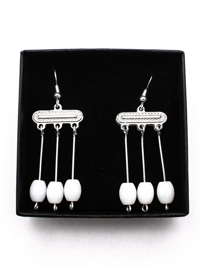 Roman earrings Julia, silver colored with pearls