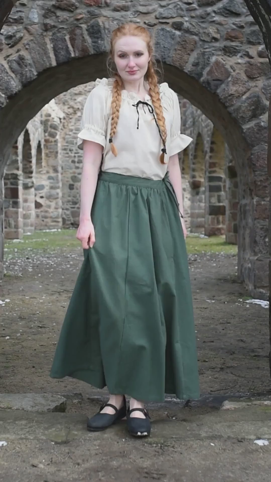 Medieval skirt Konstanze, green