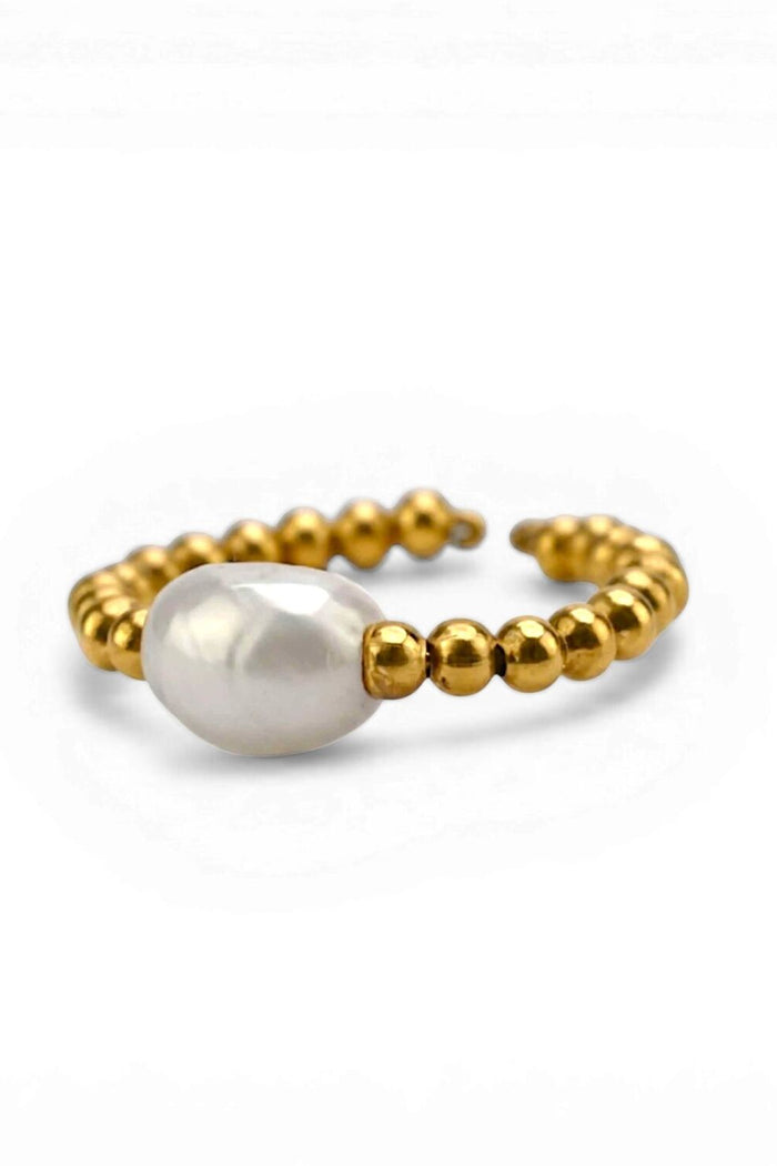 Roman ring Pompeii, white pearl