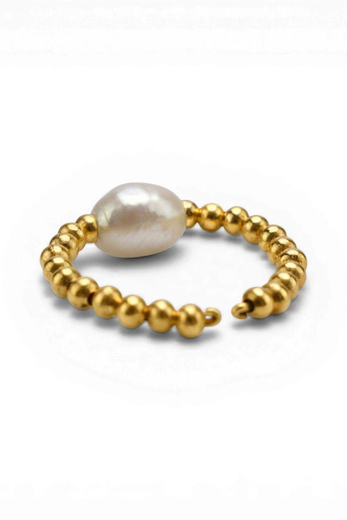 Roman ring Pompeii, white pearl