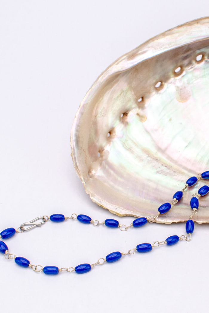 Roman necklace Cornelia with oval dark blue stones