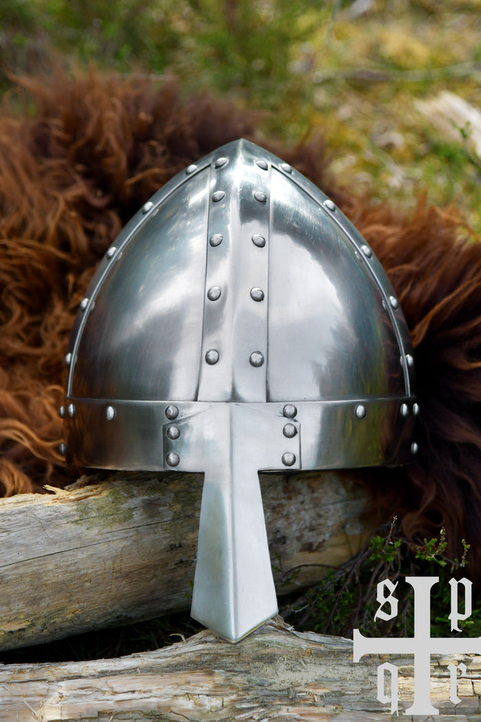 Norman spangenhelm side view