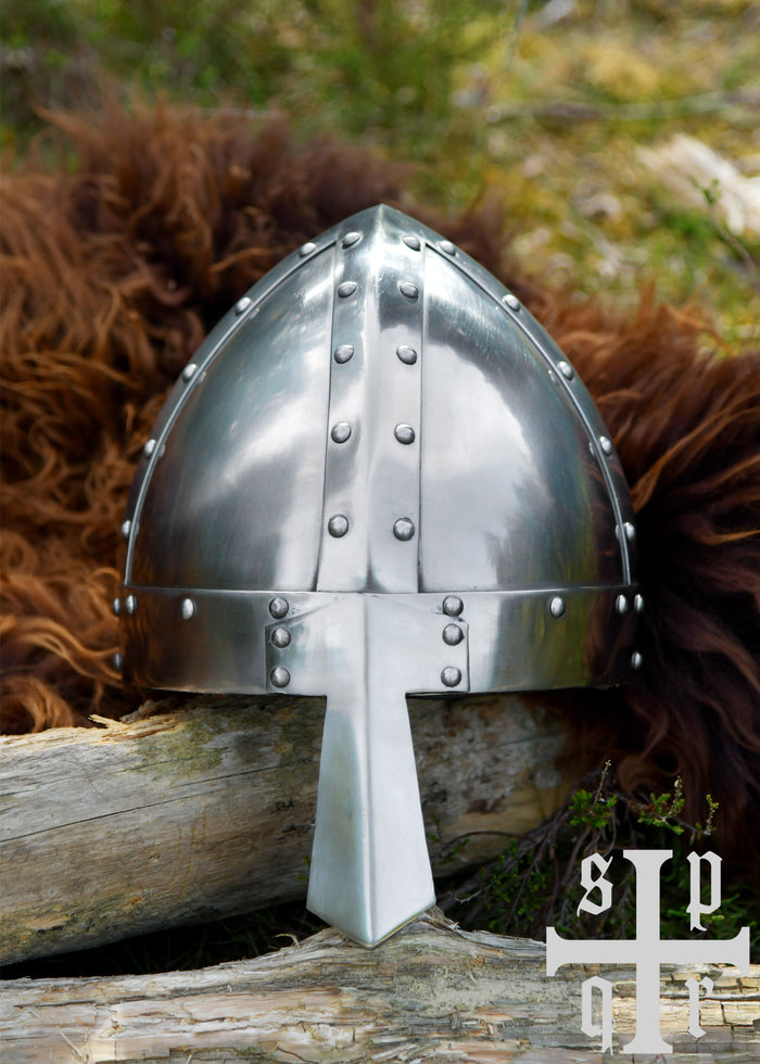 Norman spangenhelm side view