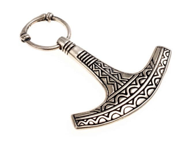 Ukko ax hammeramulet Ylipää, 9th century, bronze