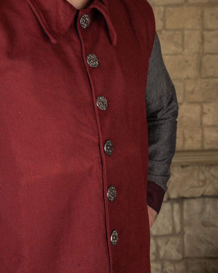 Waistcoat Tilly, ca. 1680-1730, bordeaux red