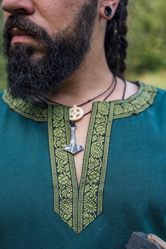 Germanic Thorsberg tunic Wulfhard, green