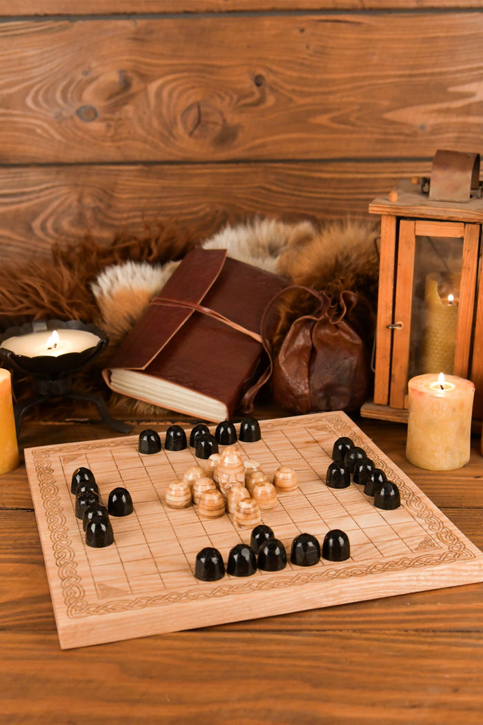 Viking houten hnefatafl bordspel