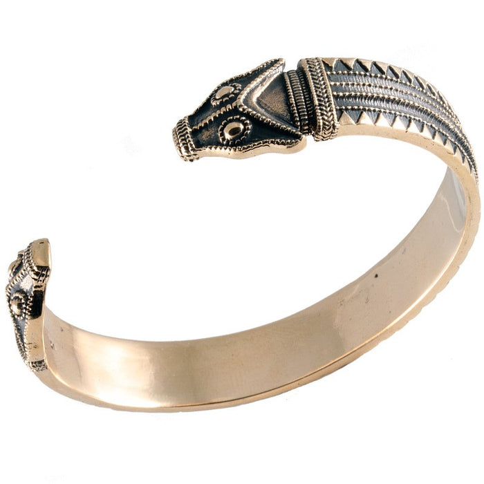 Armring with dragon heads, bronze