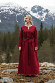 Viking dress Borghild, red