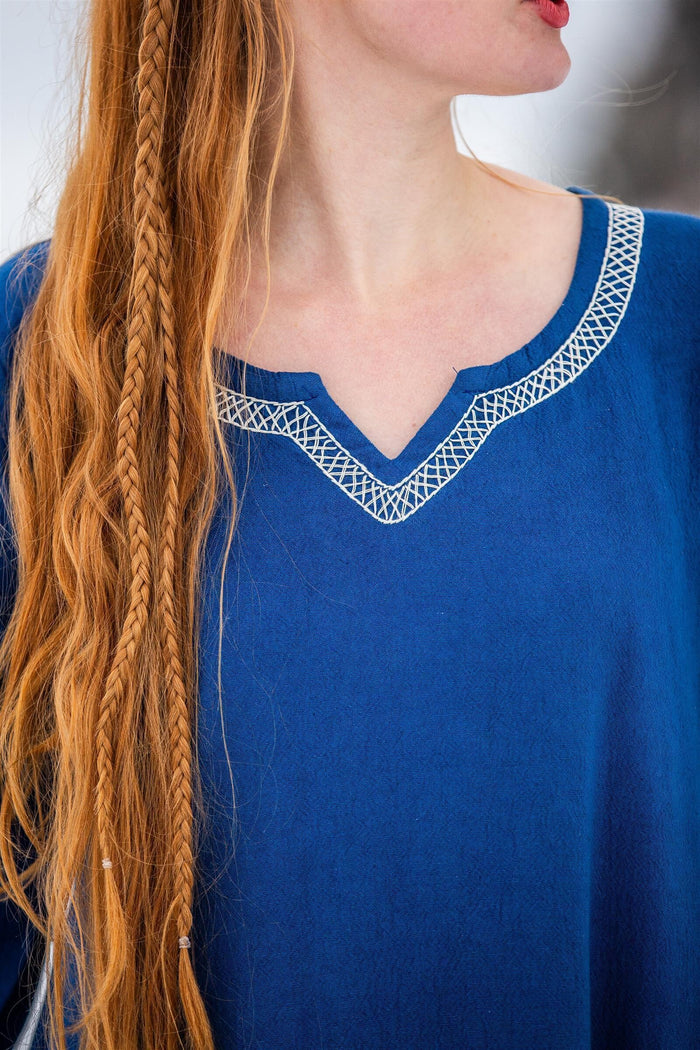 Early medieval dress Aelswith, blue