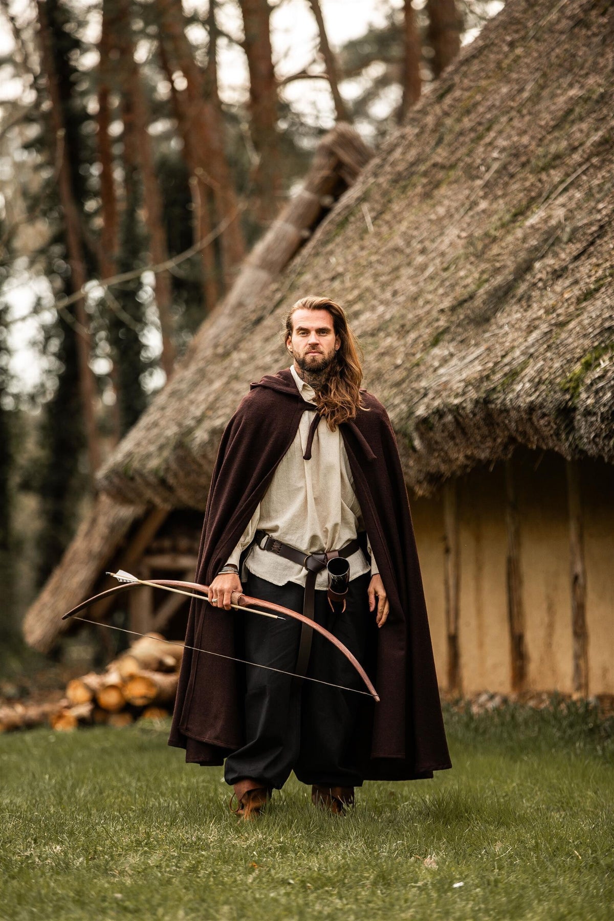 Medieval cloak with hood, brown