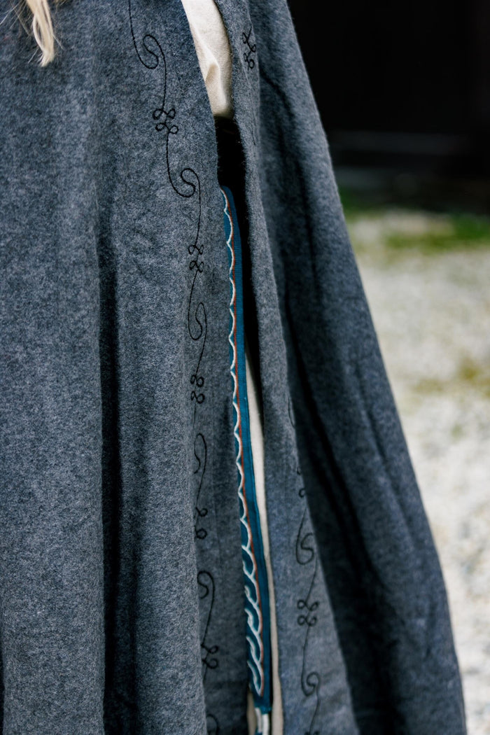 Embroidered cloak Damia, grey, wool mix