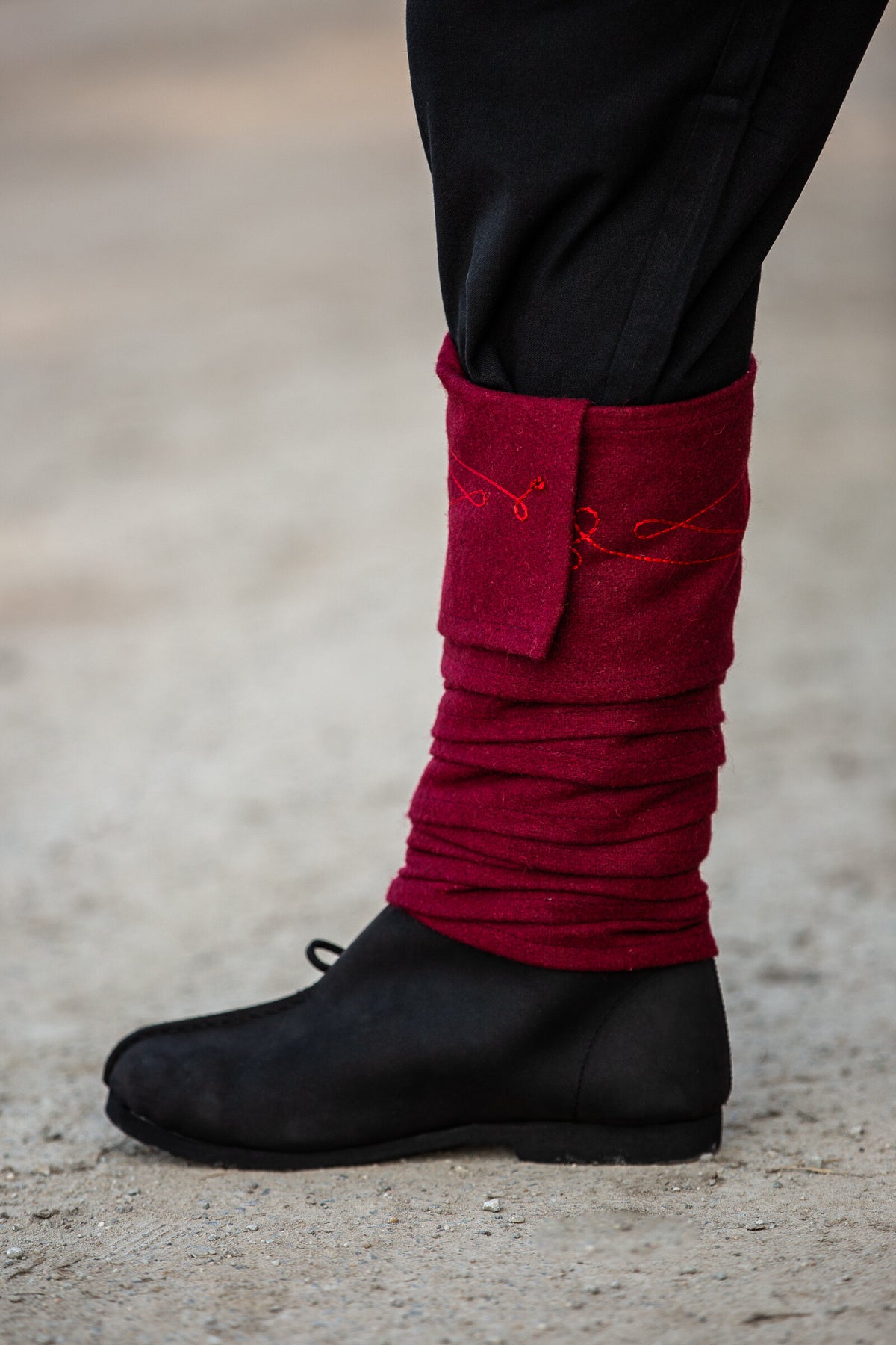 Duco leg wrappings, wool blend, red